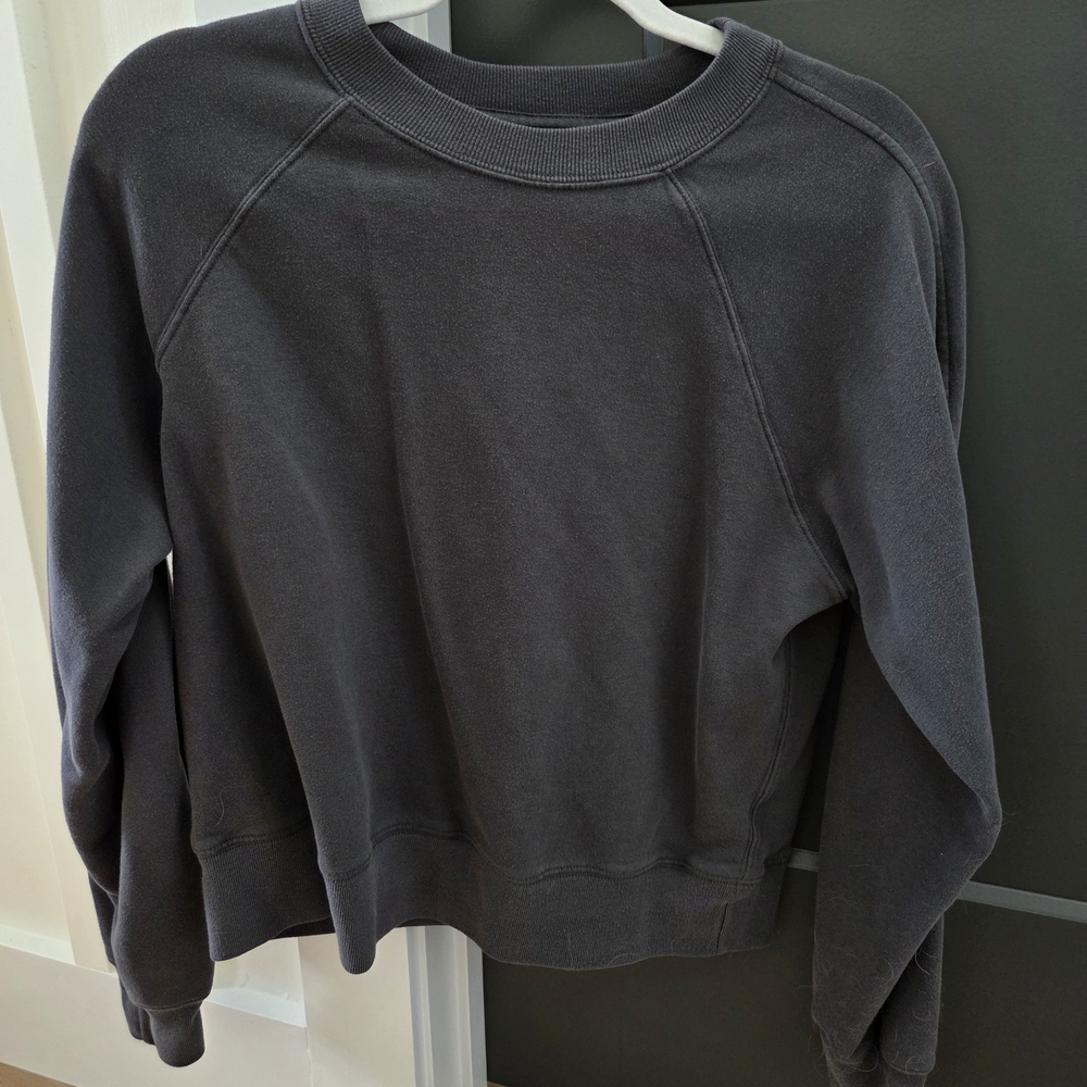 Abercrombie & Fitch Charcoal Sweatshirt. soft a&f essentials. small.